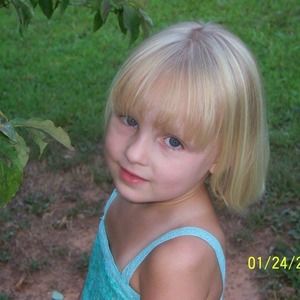 Meet your Posher, Amanda